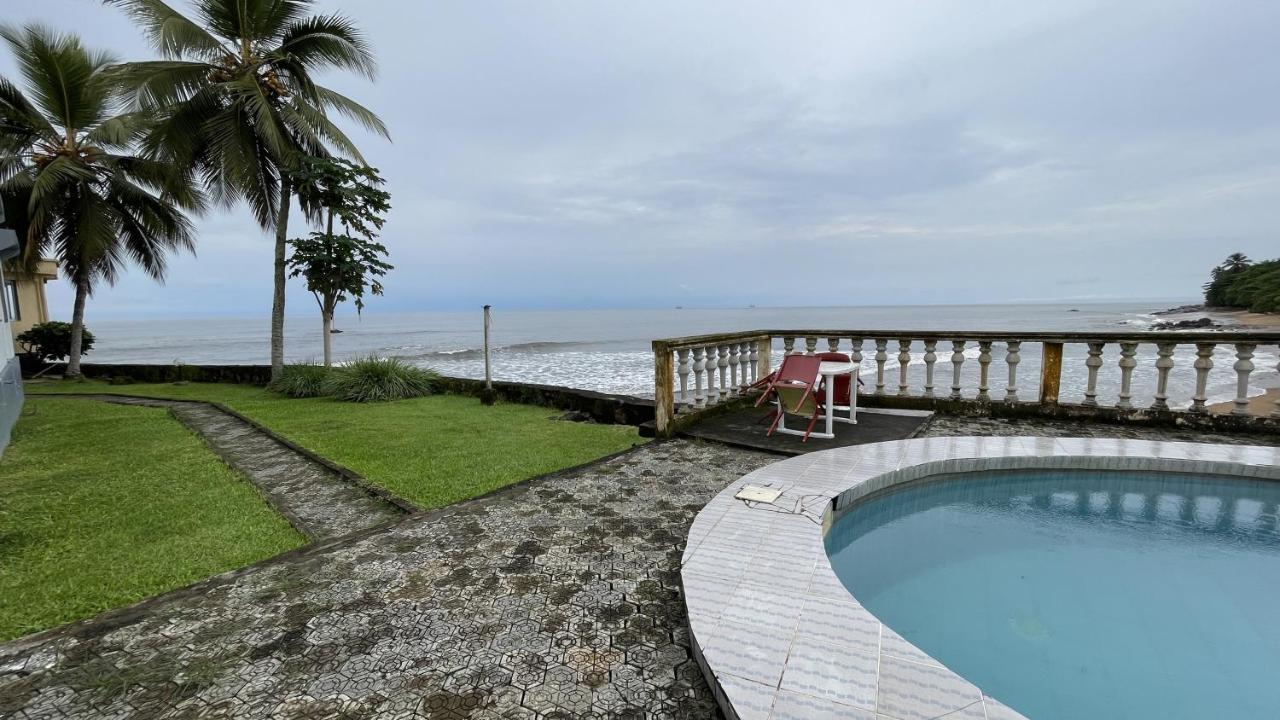 Hotel Les Polygones Kribi Exterior foto