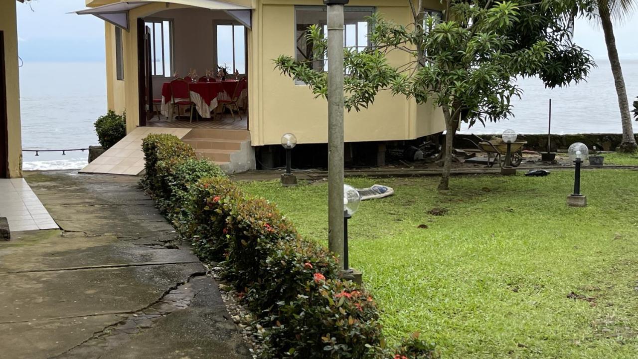 Hotel Les Polygones Kribi Exterior foto